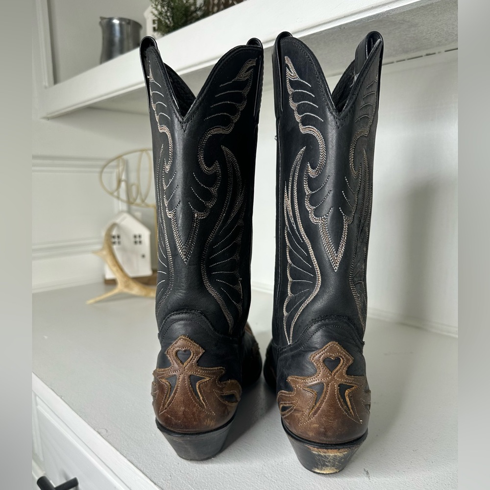 **SOLD**Vintage Code West Black & Brown Heart and Wing-Tip Western Boots Women's - Picture 6 of 10